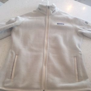 Women’s Medium Patagonia zip-up.